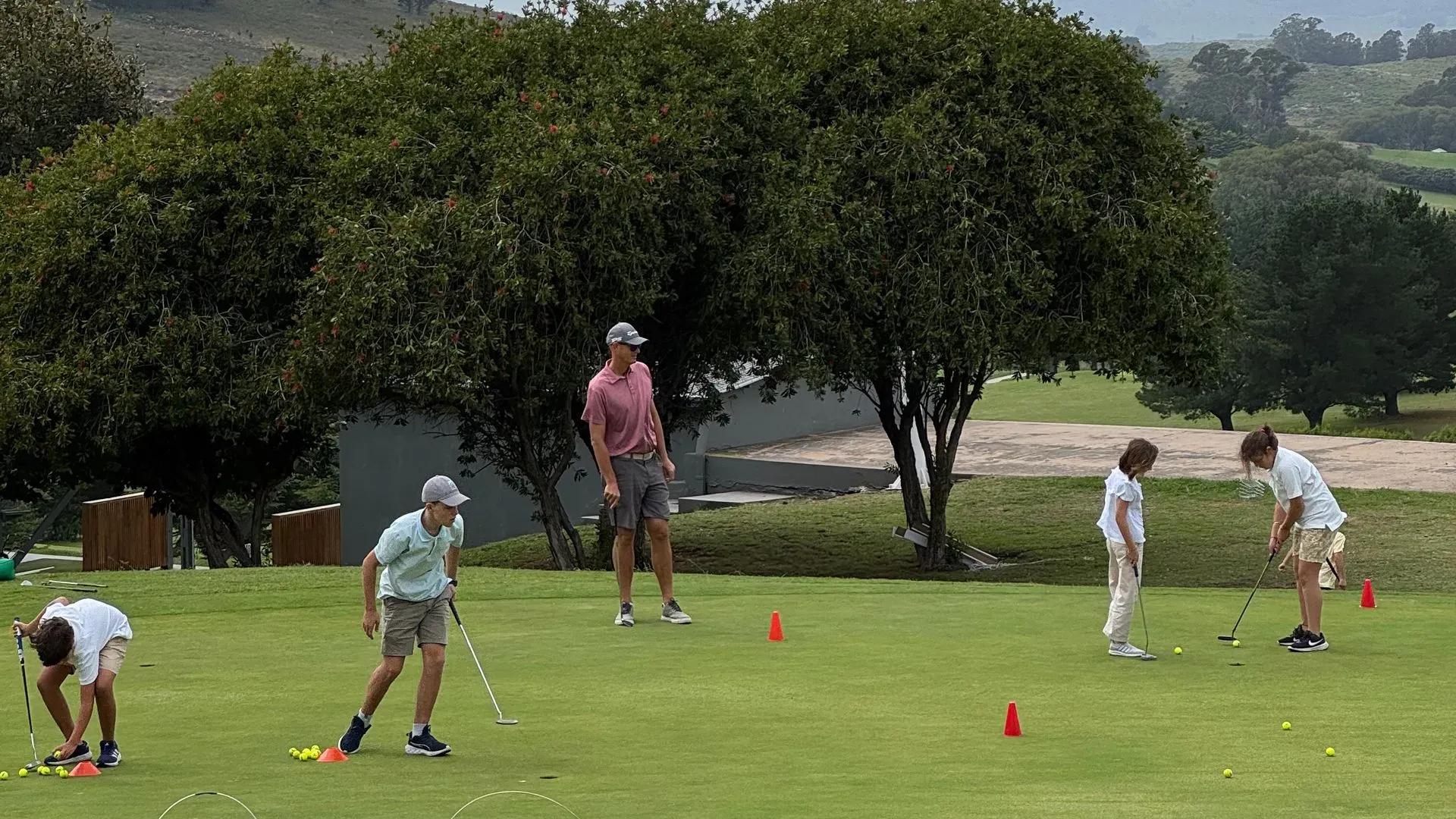 Escuela de Golf - El Valle de Tandil Golf Club